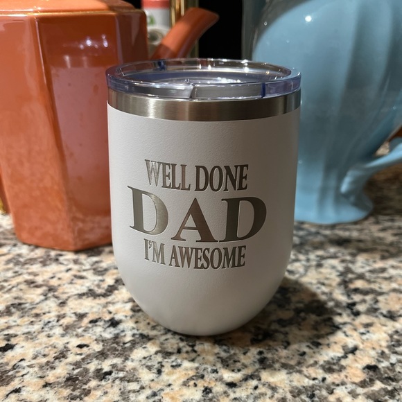 New In Box Well Done Dad I’m Awesome Wine Mug - Picture 3 of 5